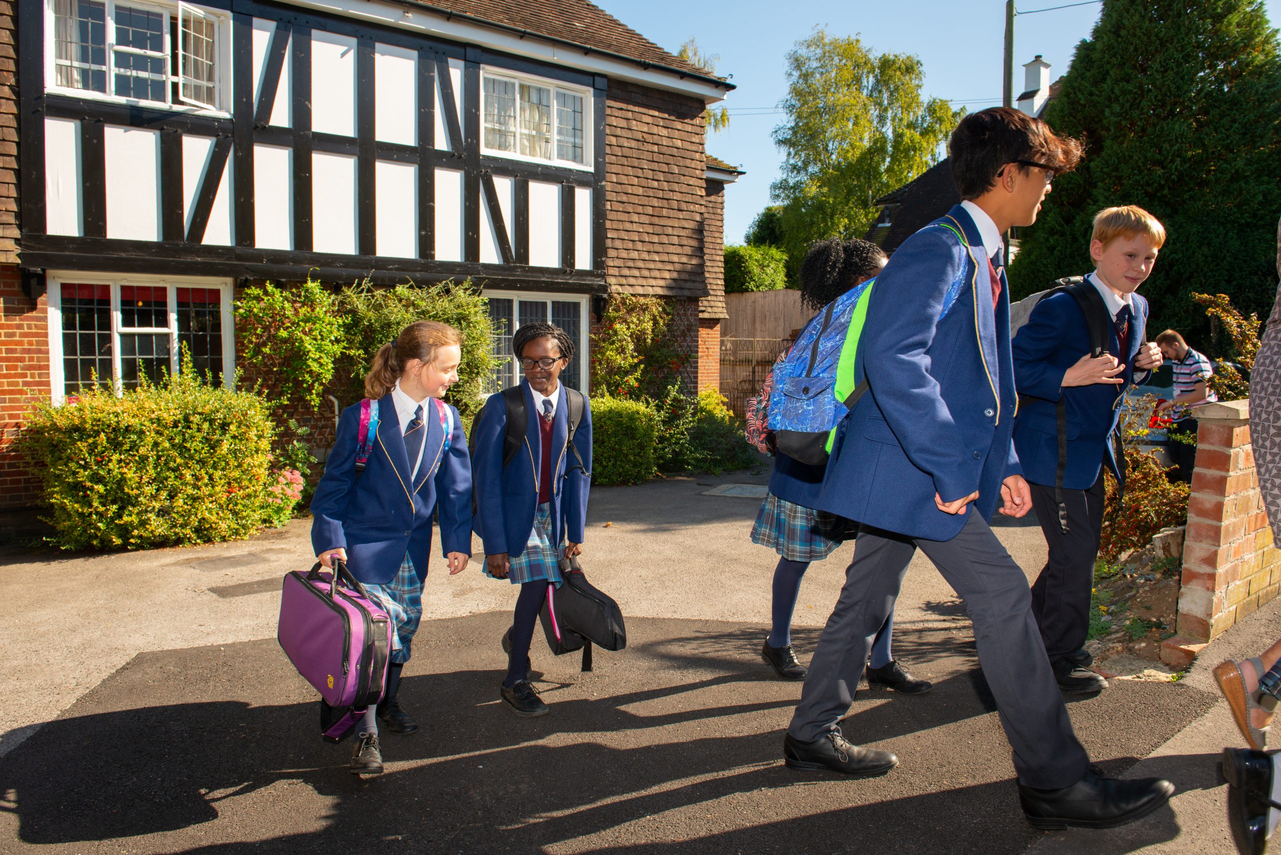 Rookwood boarding school students walking to the school together.